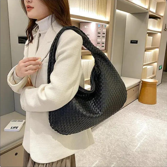 Large Shoulder Bag - Beloria Larissa