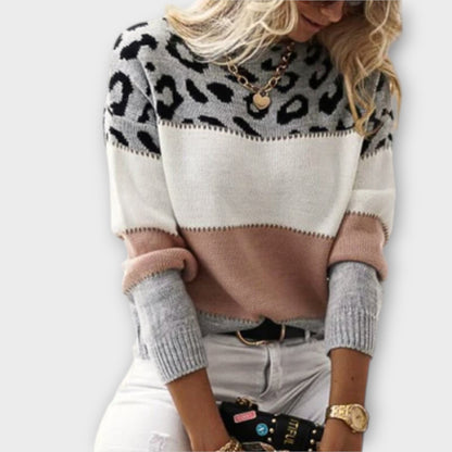 Cheyenne - Casual Sweater with Leopard Design